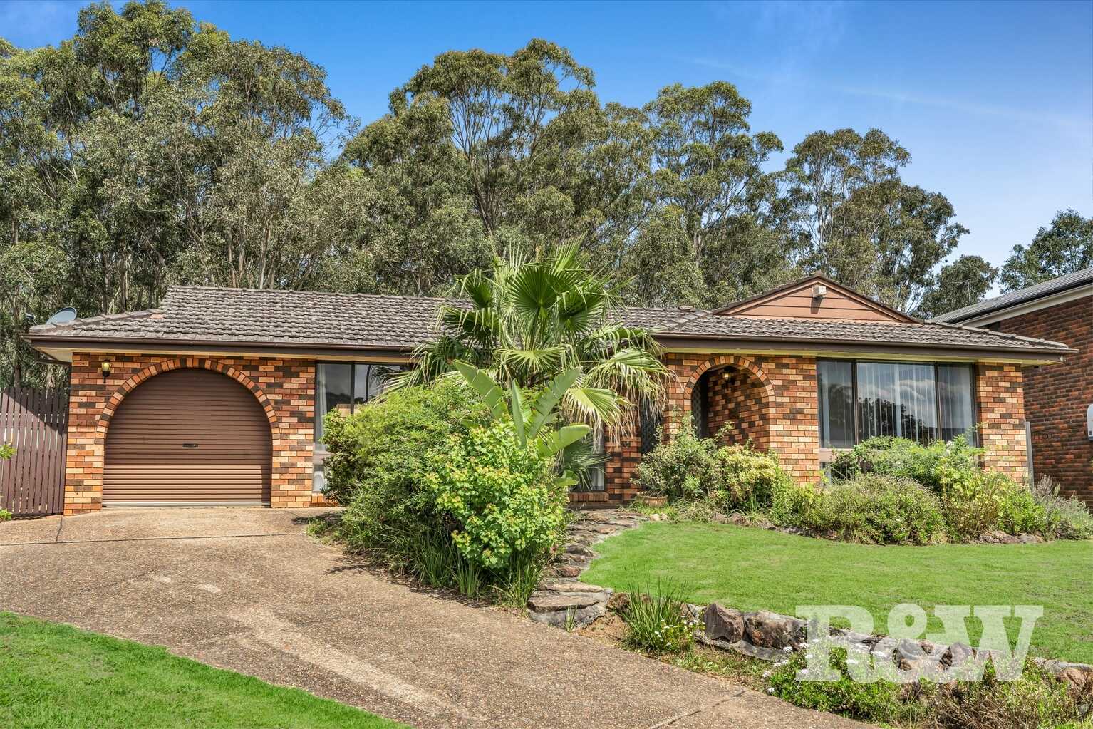 8 Rambler Place Ingleburn 8 Rambler Place Ingleburn