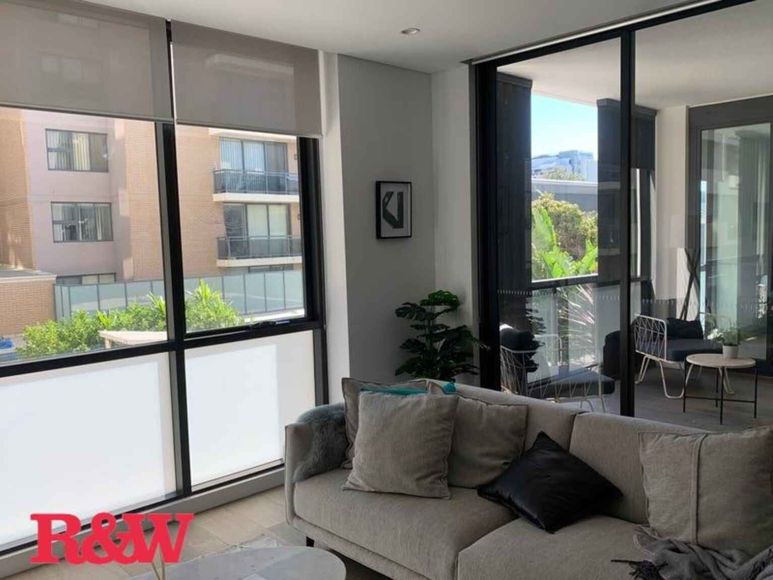 403/27 Church Avenue Mascot 403/27 Church Avenue Mascot