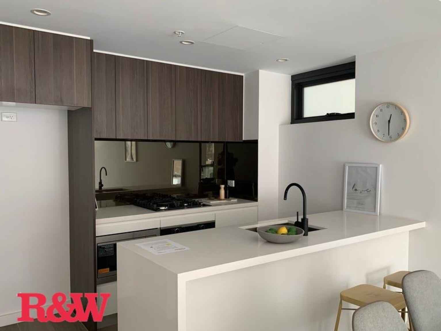 403/27 Church Avenue Mascot 403/27 Church Avenue Mascot