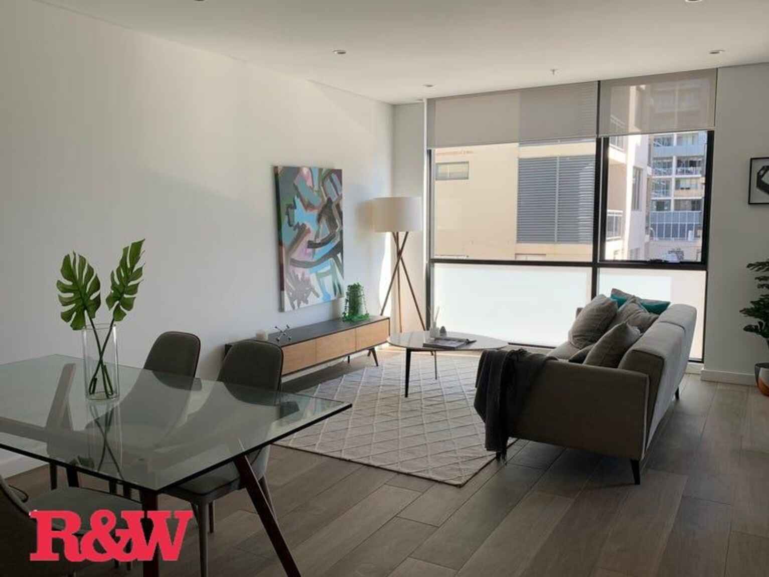 403/27 Church Avenue Mascot 403/27 Church Avenue Mascot