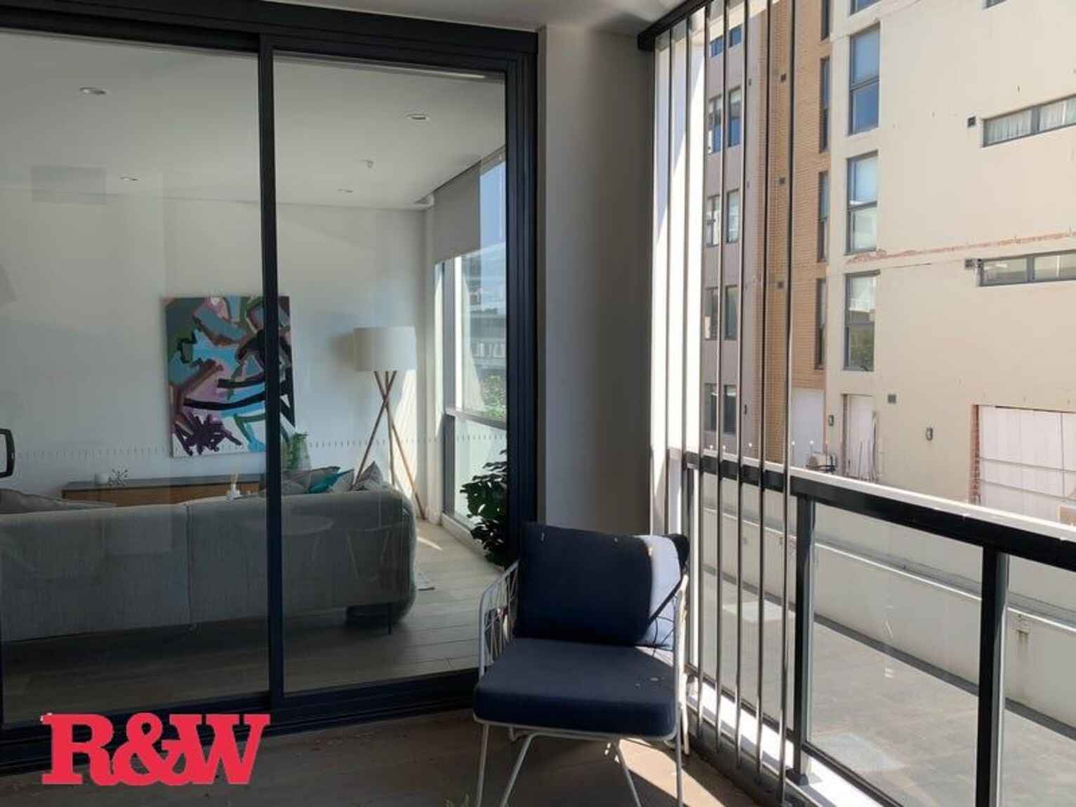 403/27 Church Avenue Mascot 403/27 Church Avenue Mascot