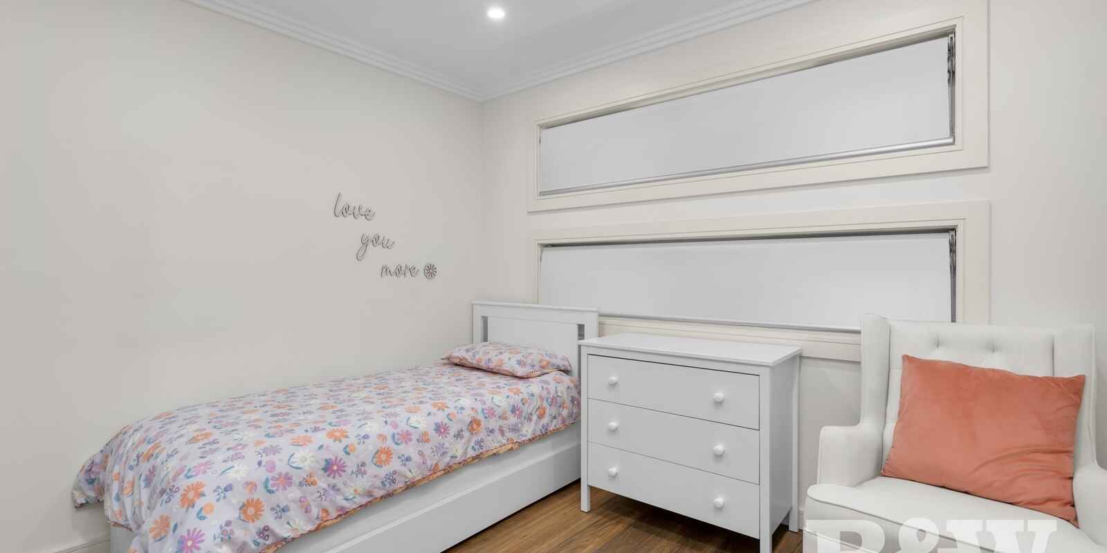 5/6 Holland Crescent Casula 5/6 Holland Crescent Casula