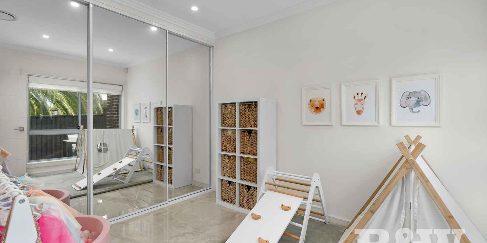 5/6 Holland Crescent Casula 5/6 Holland Crescent Casula