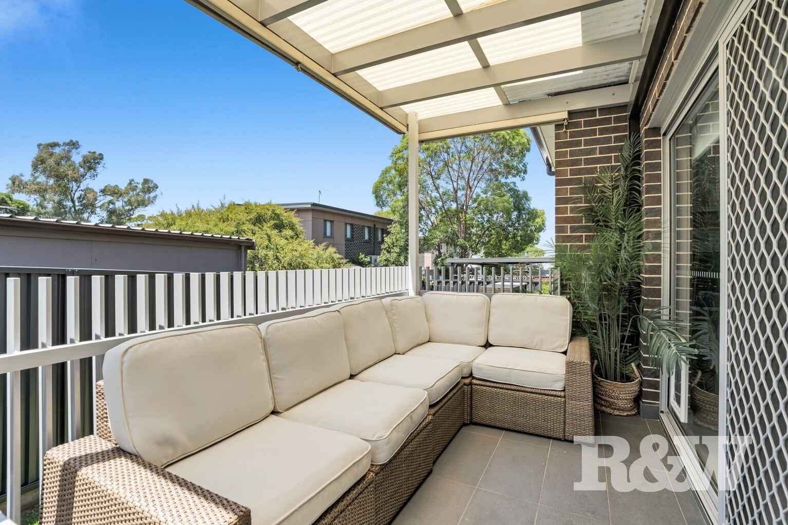 5/6 Holland Crescent Casula