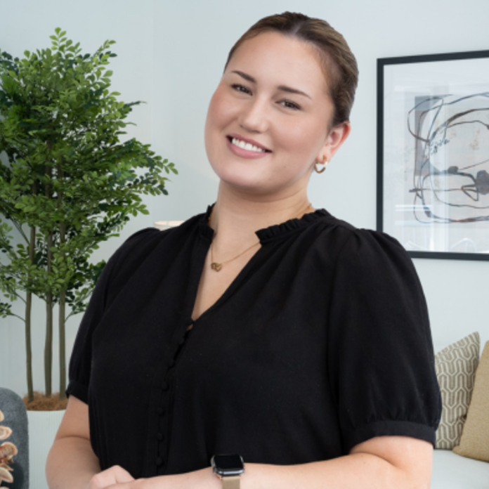 Louise Cummins Louise Cummins