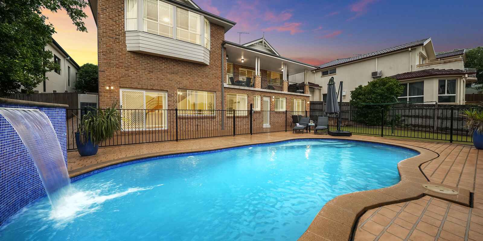 92 Governors Way Macquarie Links