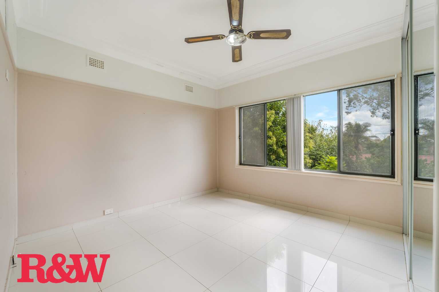 32 Donaldson Street Bradbury