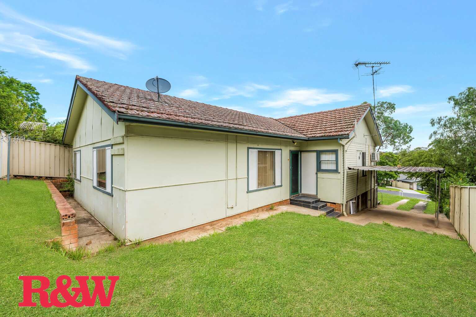32 Donaldson Street Bradbury