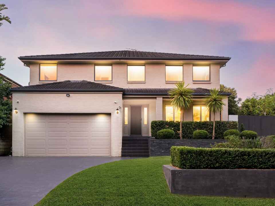 19 Strathwallen Close Macquarie Links