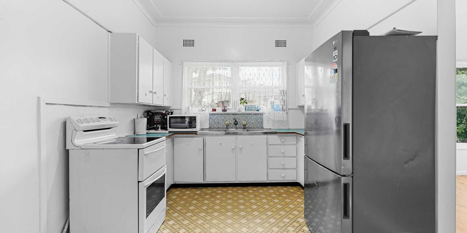 29 Saint Johns Road Campbelltown