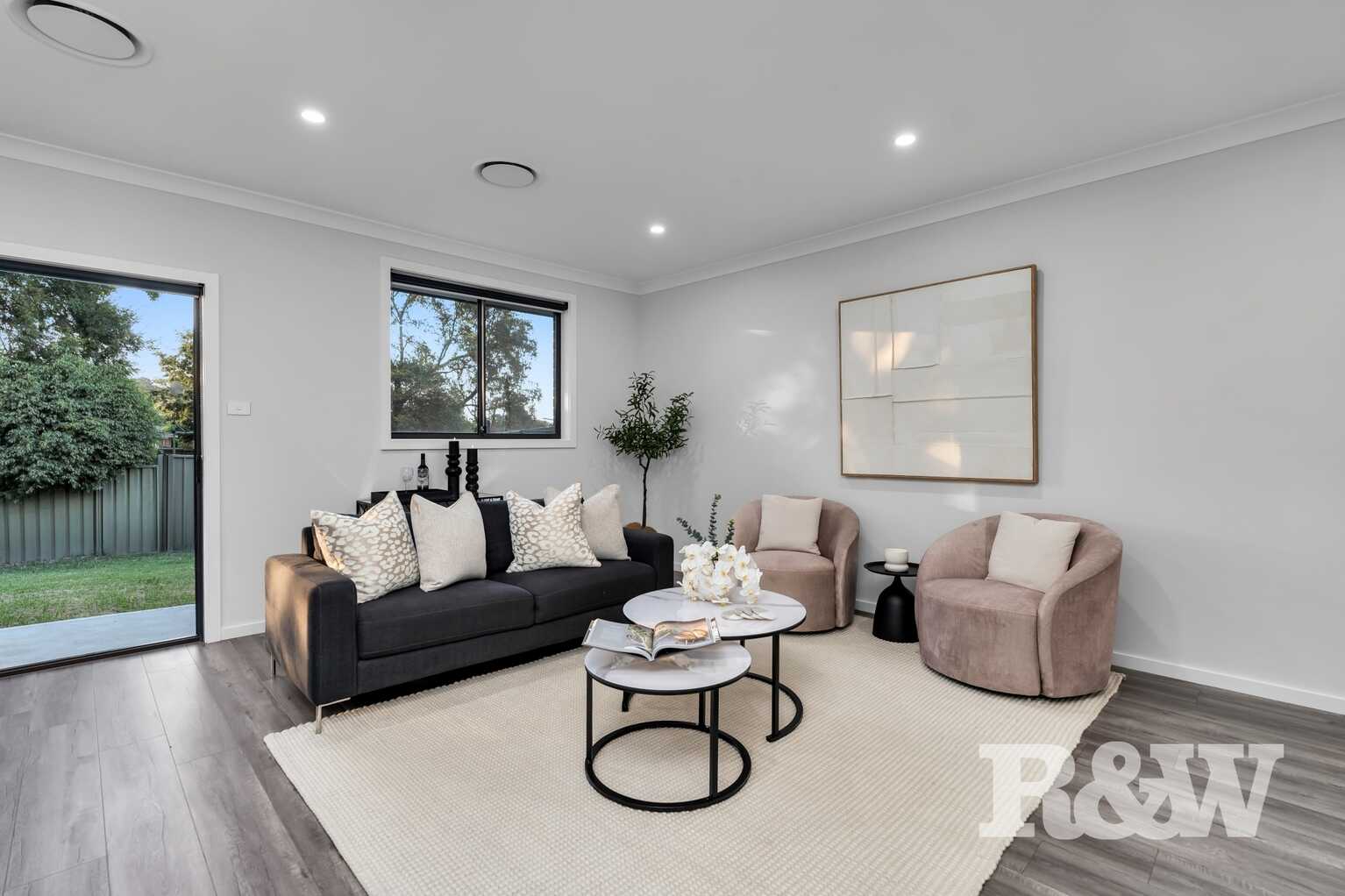 90 Brassil Avenue Claymore 90 Brassil Avenue Claymore