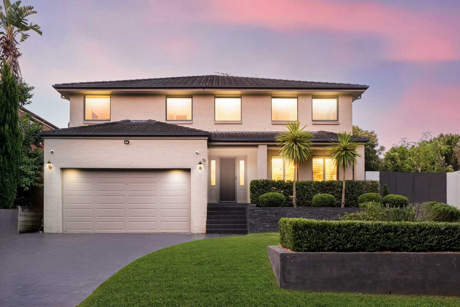 19 Strathwallen Close Macquarie Links 19 Strathwallen Close Macquarie Links