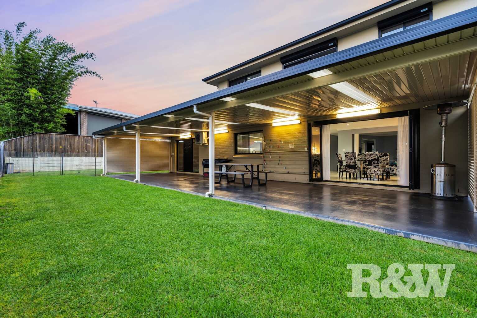 82 Governors Way Macquarie Links