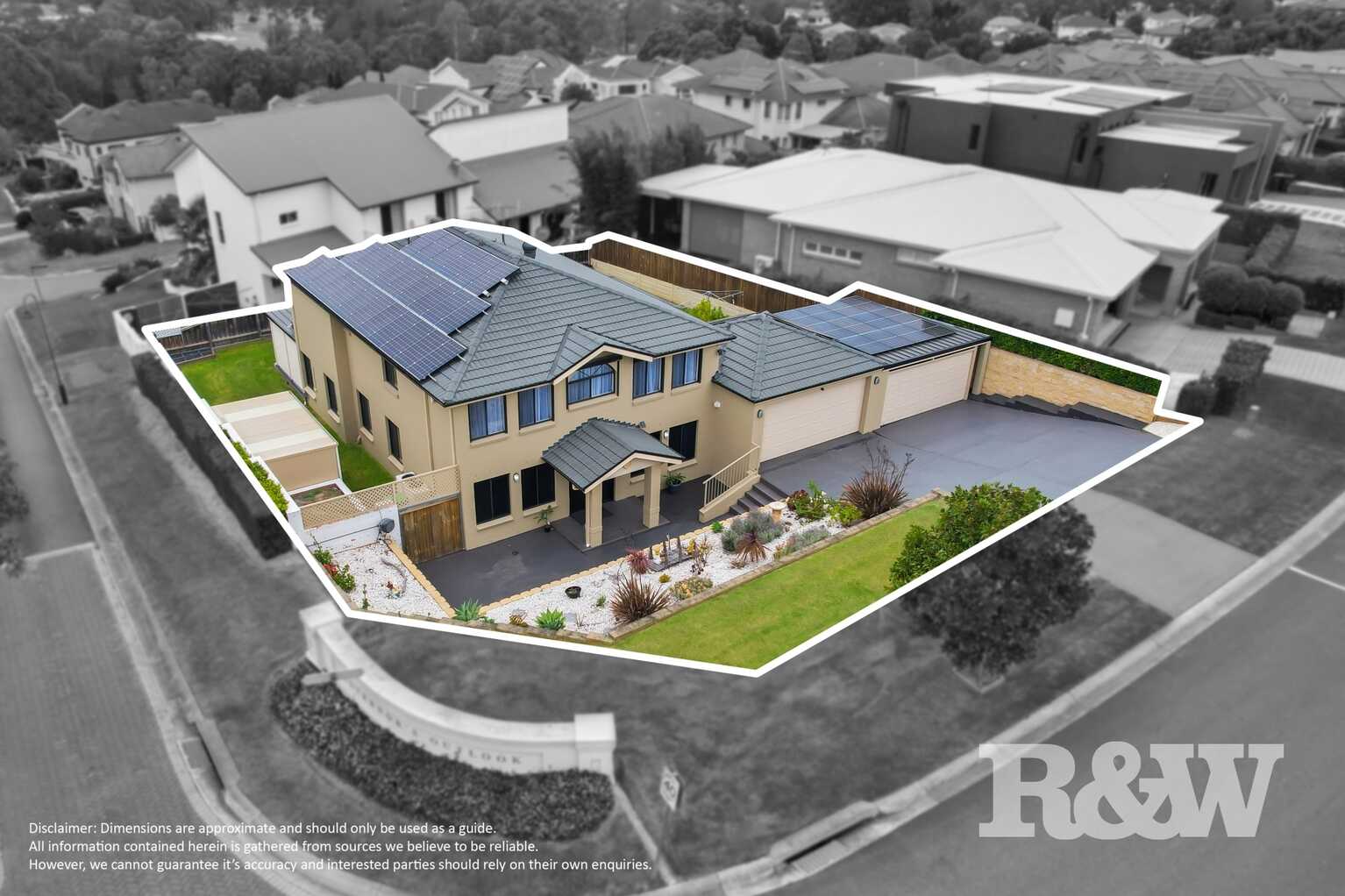 82 Governors Way Macquarie Links