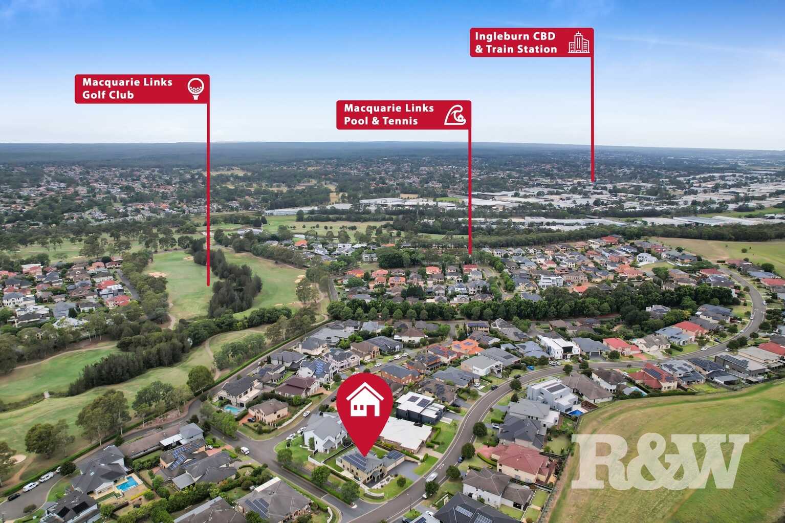 82 Governors Way Macquarie Links