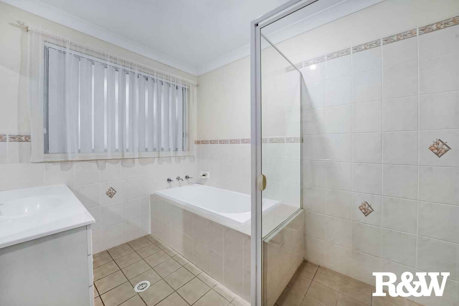 1 Laird Court Macquarie Links 1 Laird Court Macquarie Links