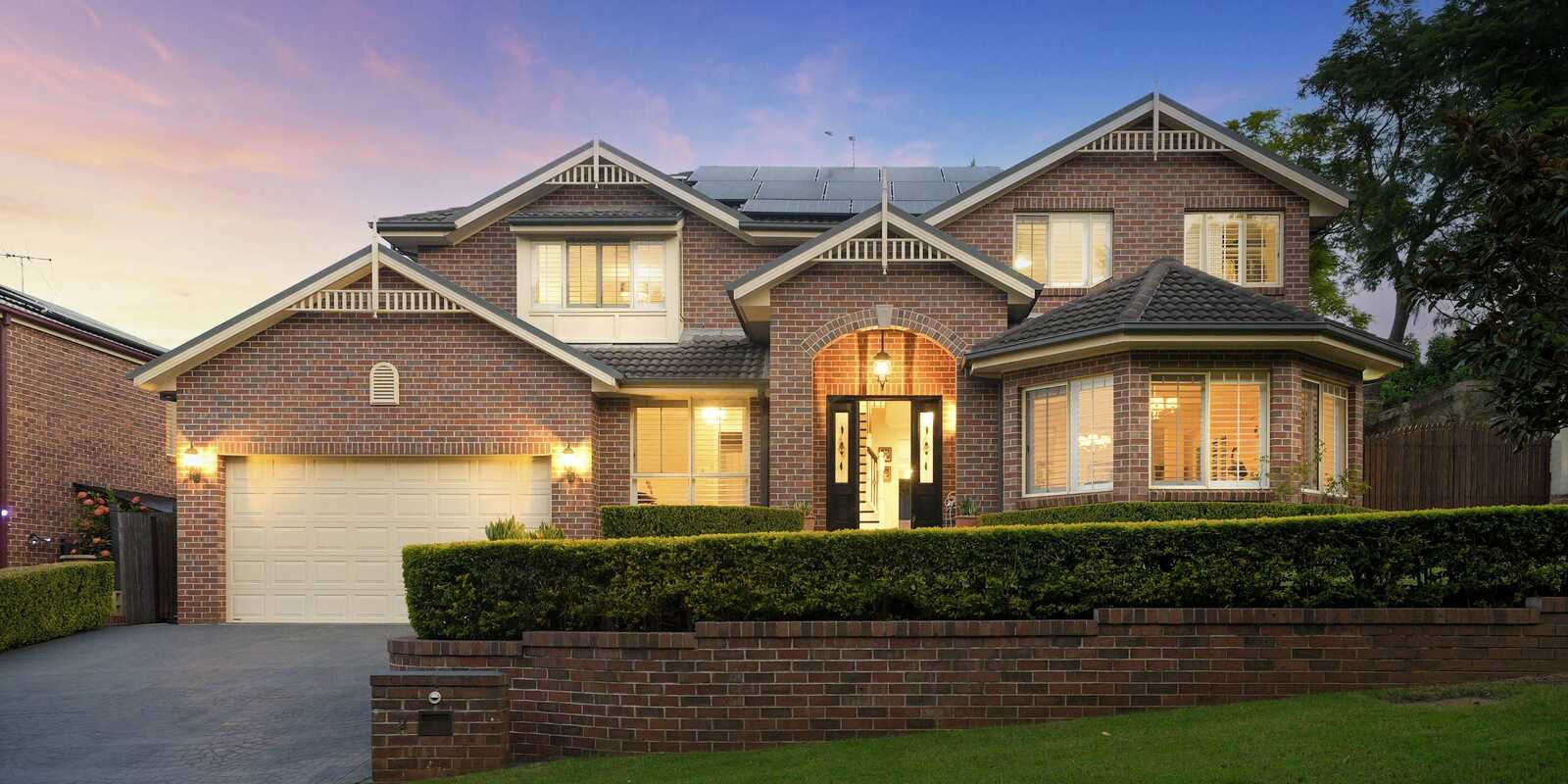 2 Barrack Circuit Macquarie Links