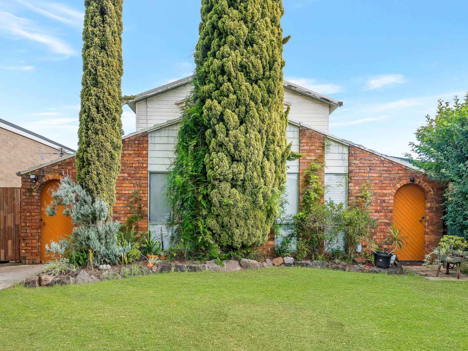 3 Leura Close Bossley Park