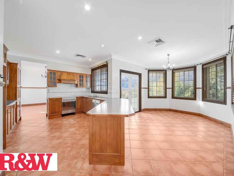 1 Beltana Place Glen Alpine