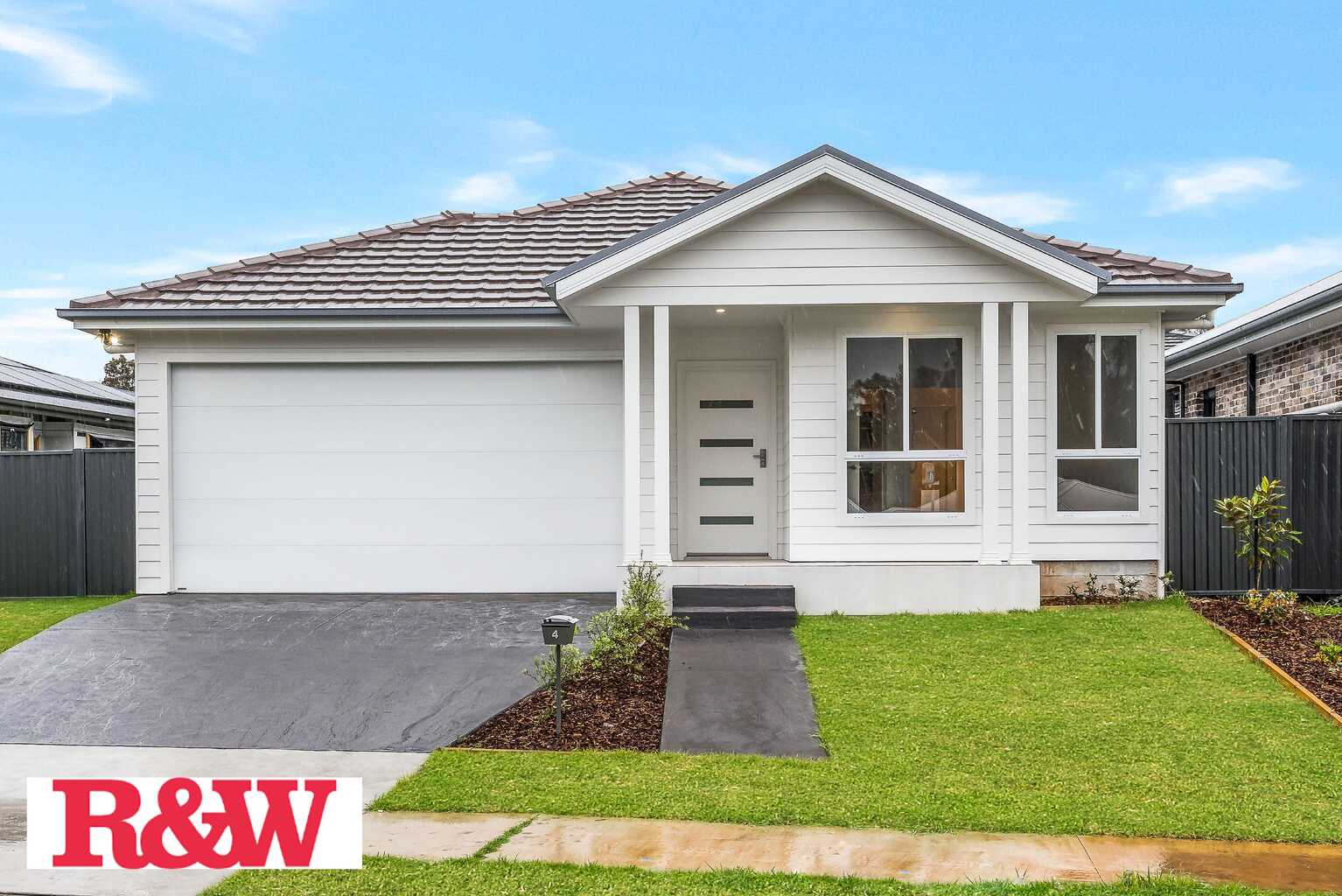 4 Burton Drive Tahmoor