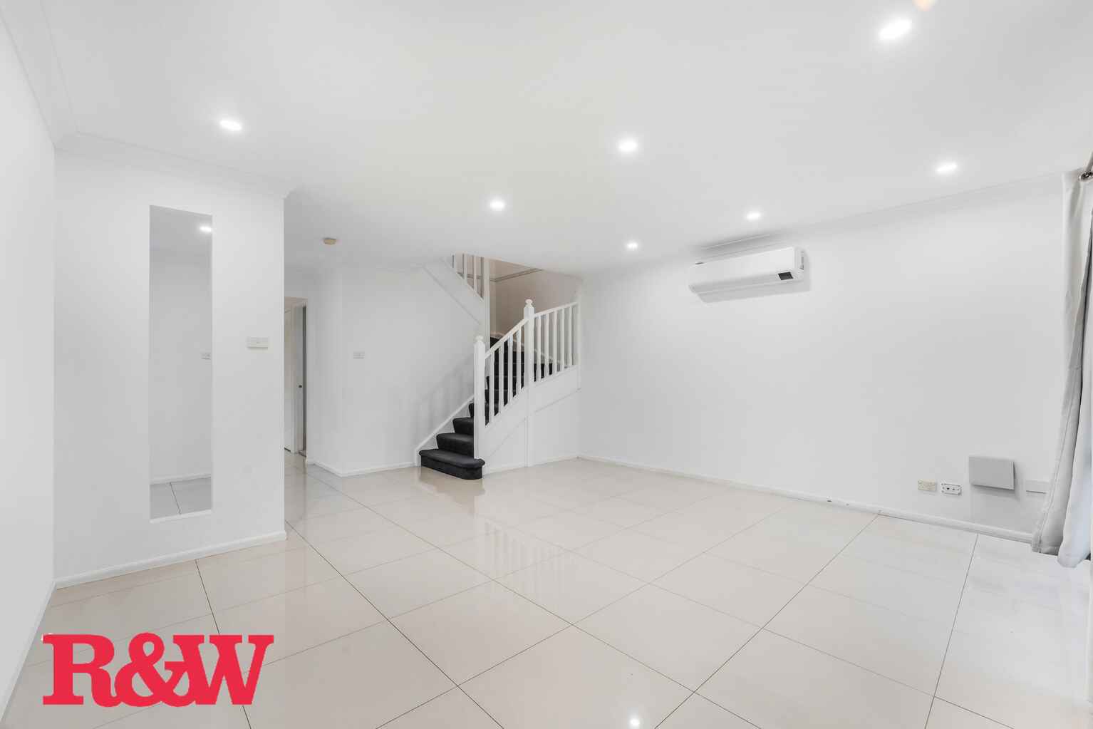 20 Royal George Drive Harrington Park 20 Royal George Drive Harrington Park