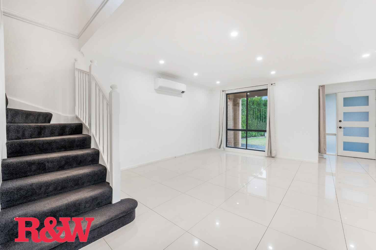 20 Royal George Drive Harrington Park 20 Royal George Drive Harrington Park