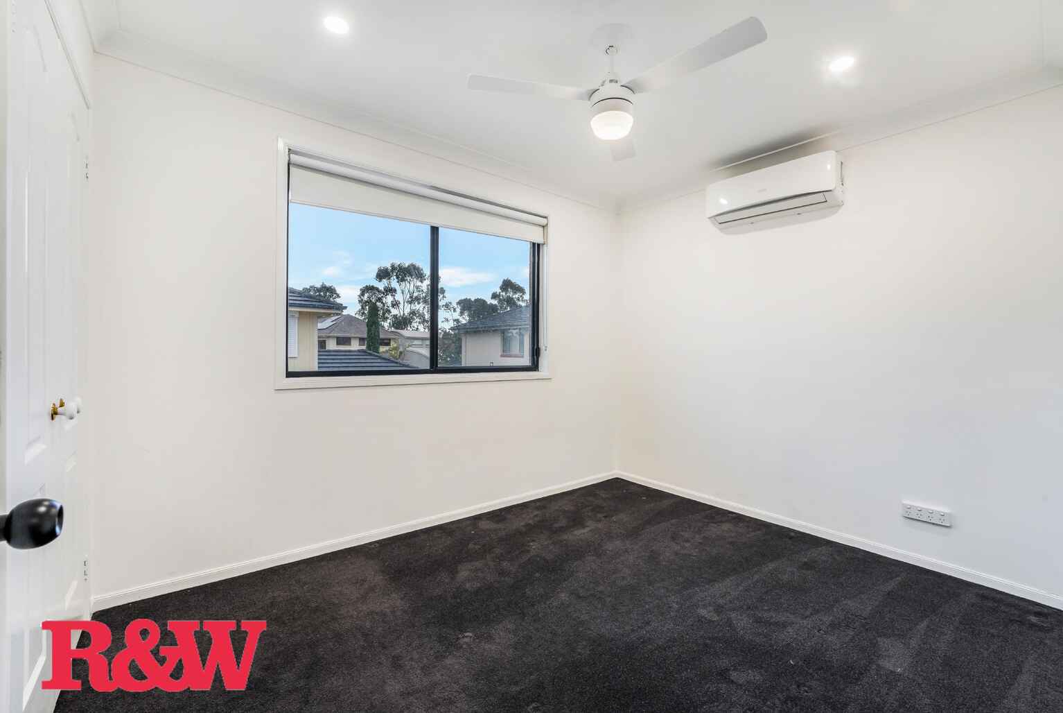 20 Royal George Drive Harrington Park 20 Royal George Drive Harrington Park