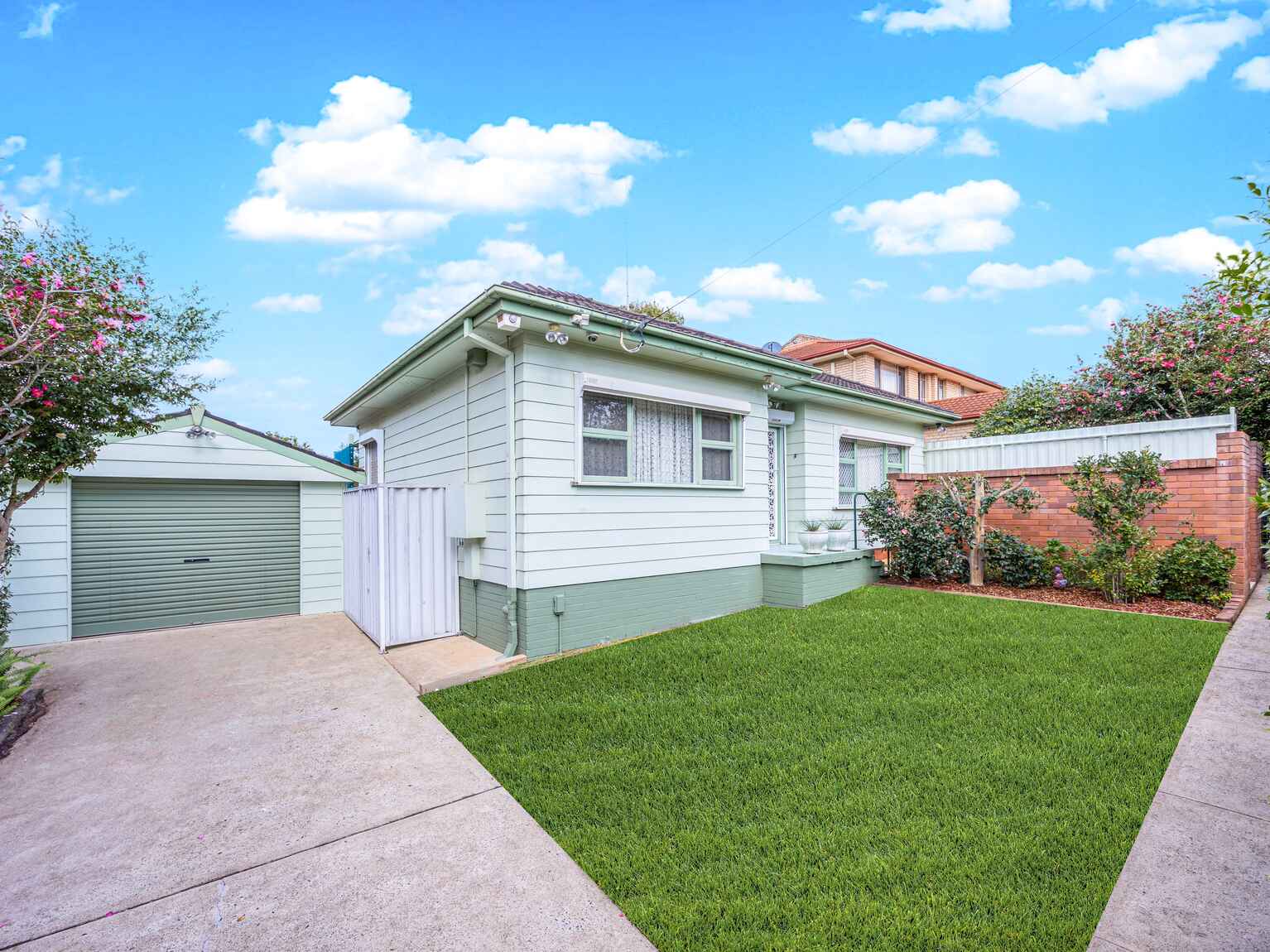 6 Aubrey Street Ingleburn