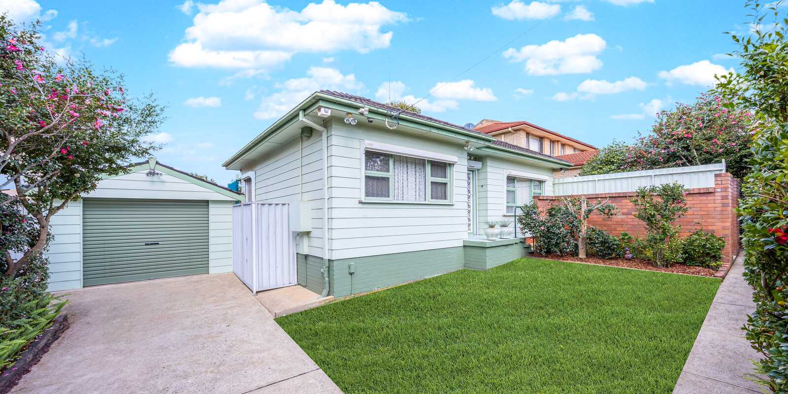 6 Aubrey Street Ingleburn
