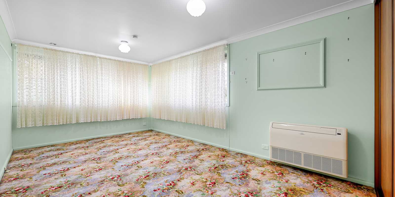6 Aubrey Street Ingleburn