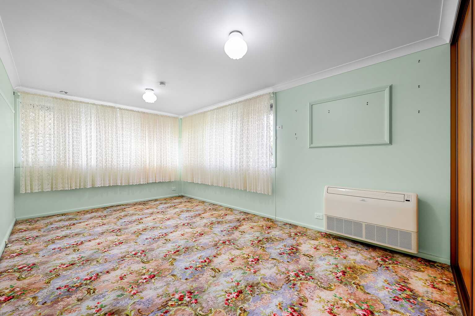 6 Aubrey Street Ingleburn