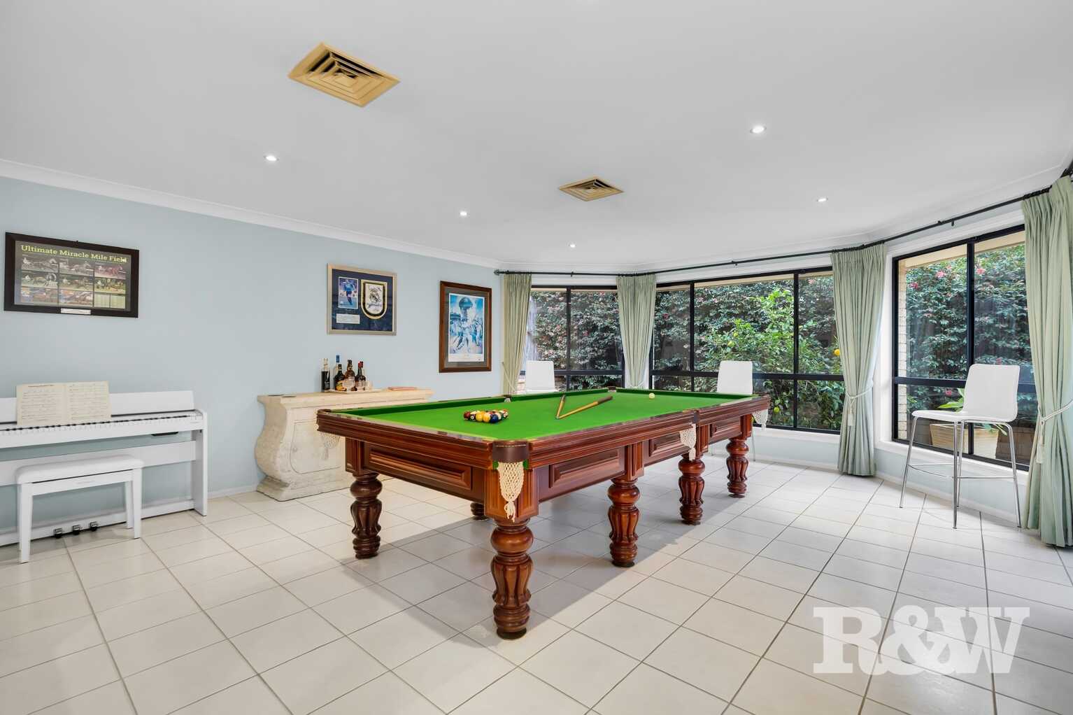 5 Lord Castlereagh Circuit Macquarie Links