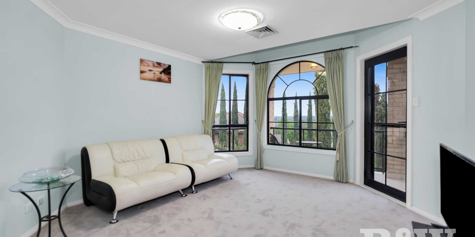 5 Lord Castlereagh Circuit Macquarie Links