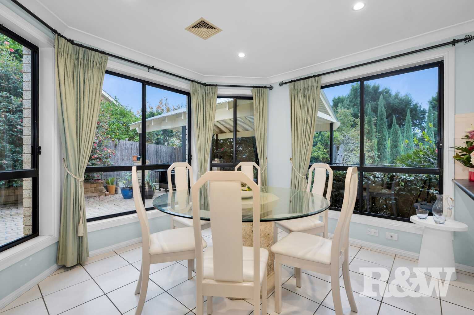5 Lord Castlereagh Circuit Macquarie Links
