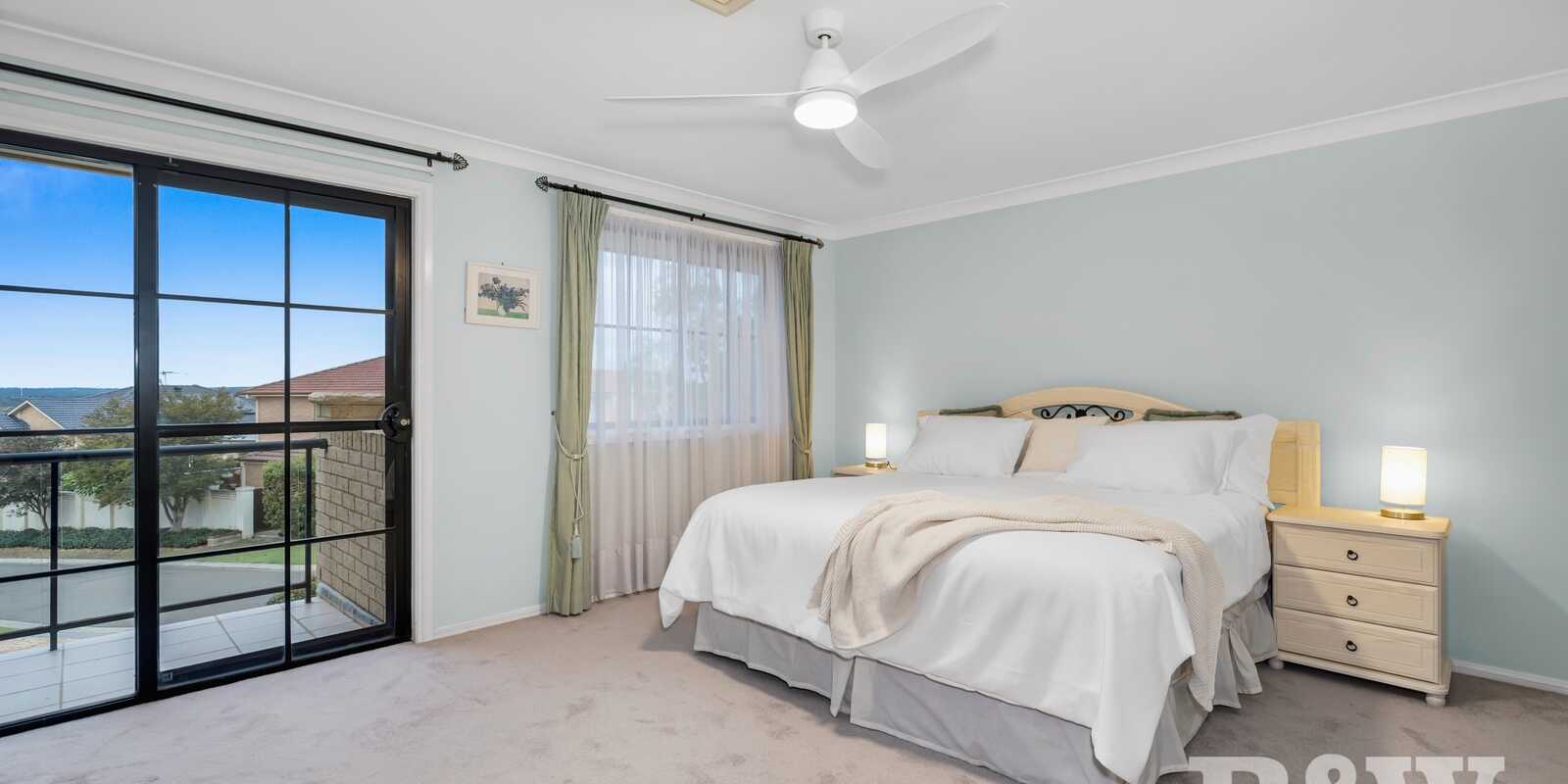 5 Lord Castlereagh Circuit Macquarie Links