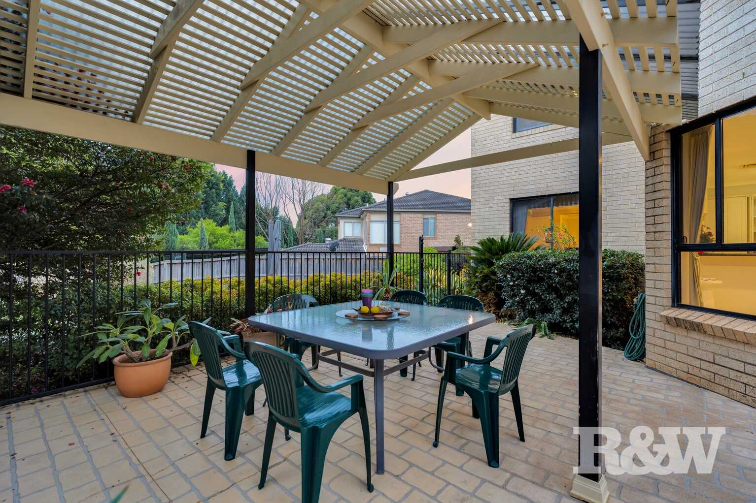 5 Lord Castlereagh Circuit Macquarie Links