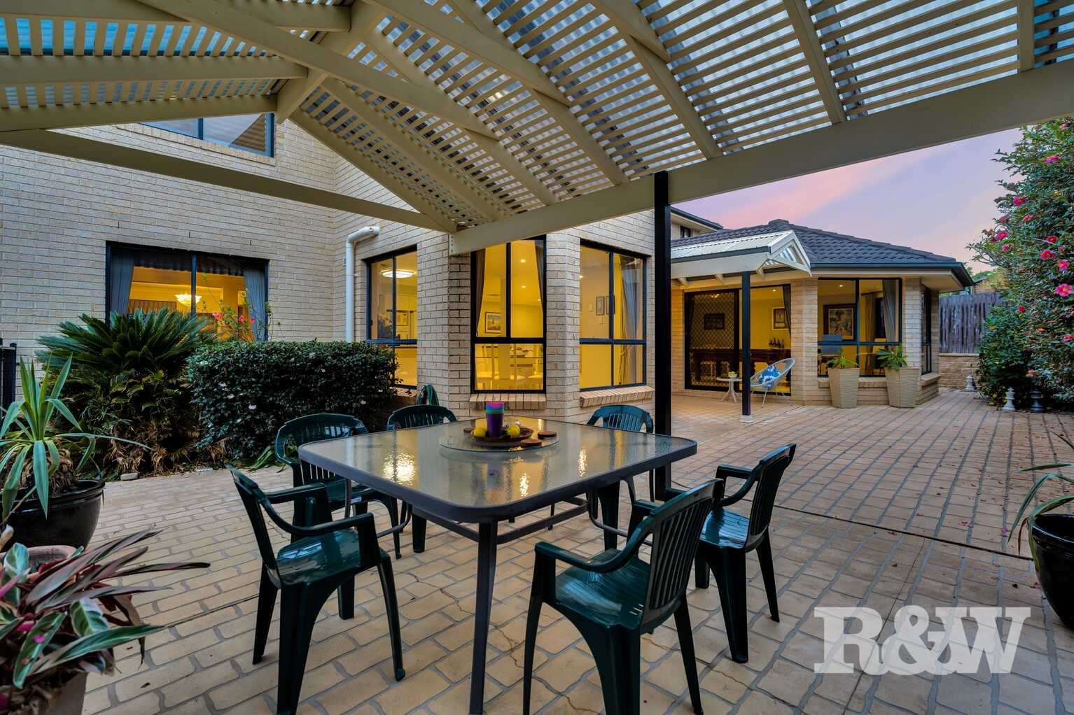 5 Lord Castlereagh Circuit Macquarie Links