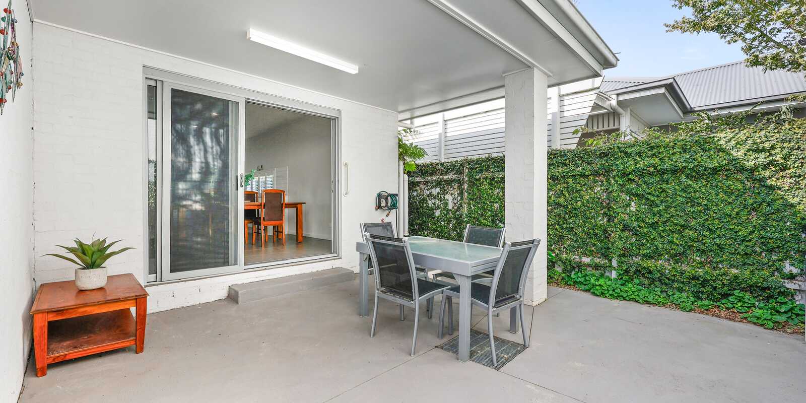 2 Austinmer St Tullimbar