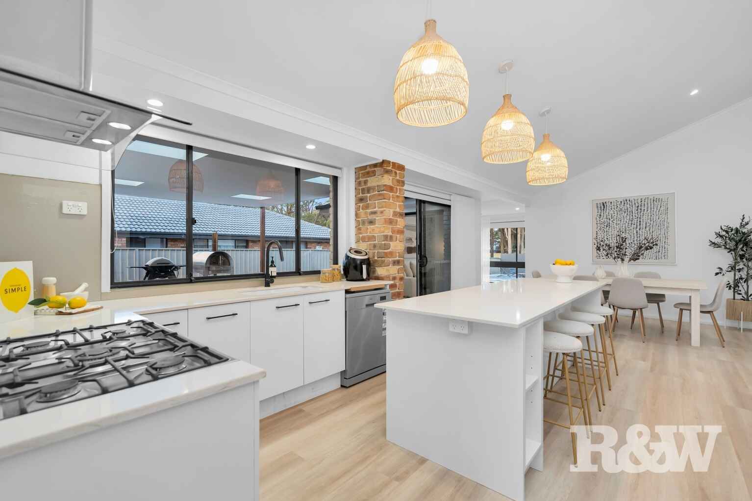 15 St James Place Appin 15 St James Place Appin