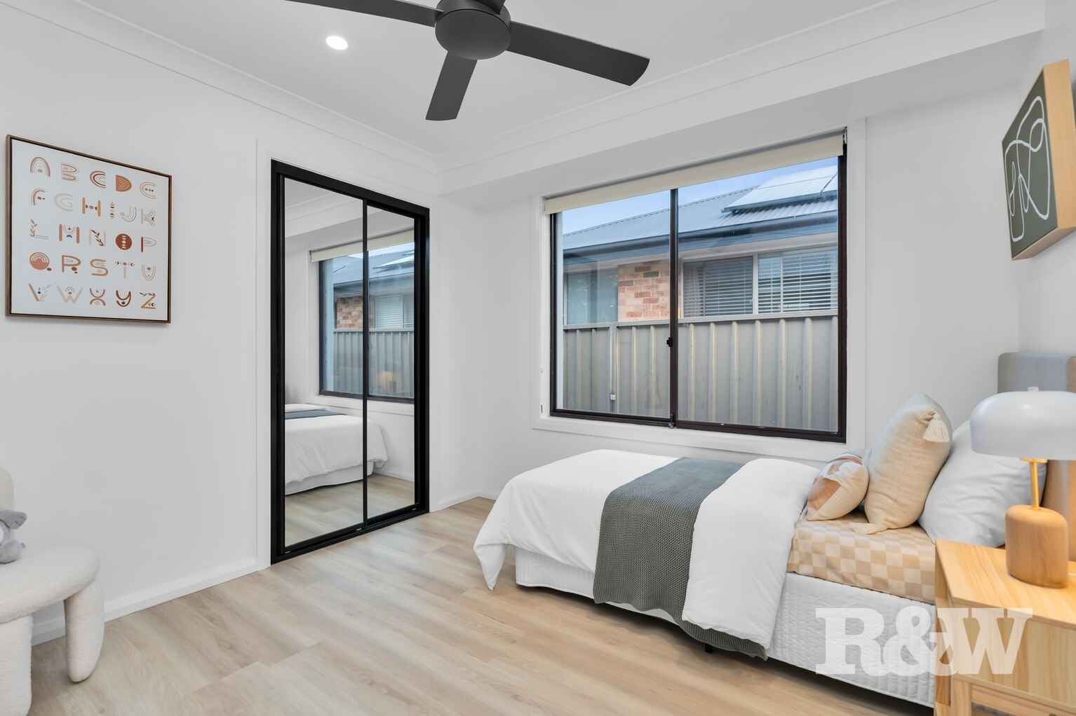 15 St James Place Appin 15 St James Place Appin