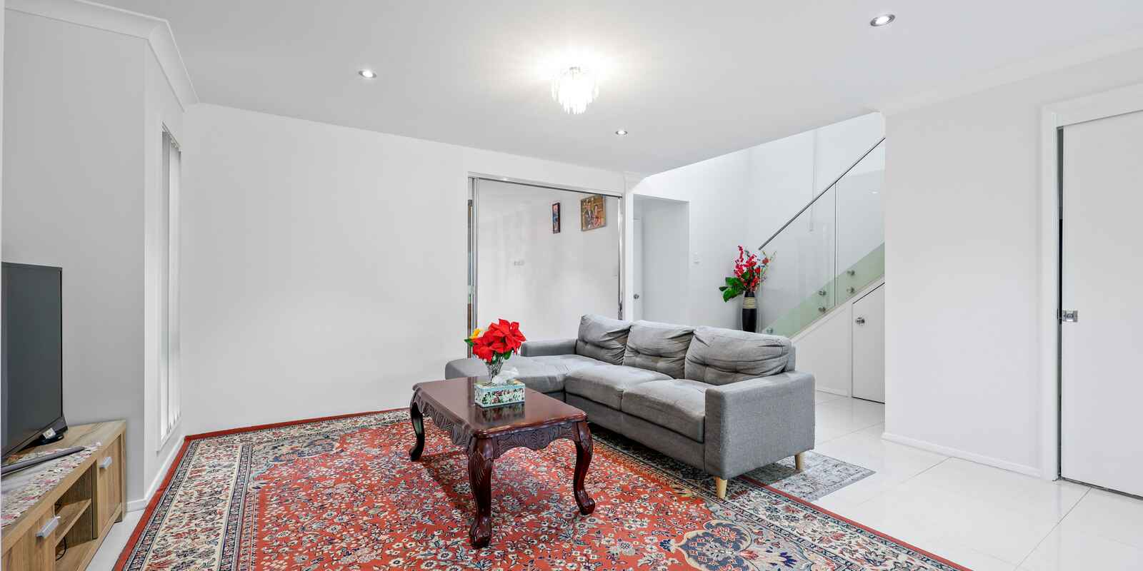 10a Erica Lane Minto 10a Erica Lane Minto