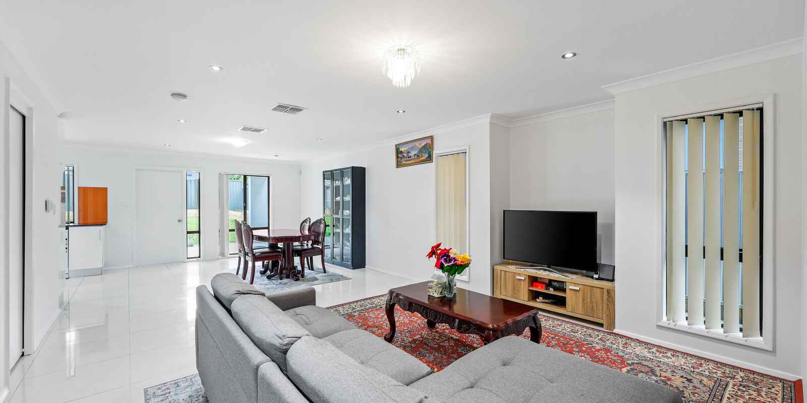 10a Erica Lane Minto 10a Erica Lane Minto