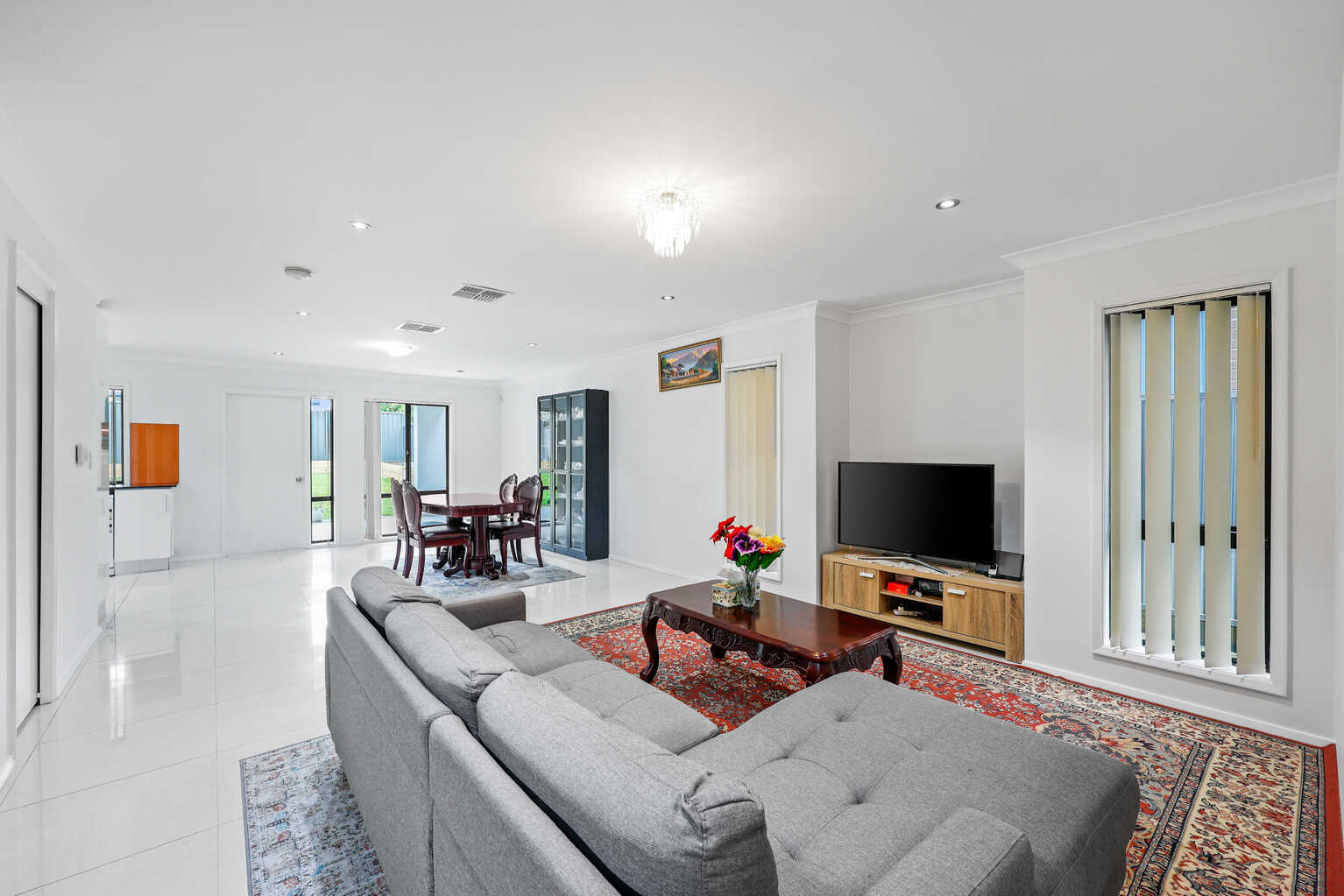 10a Erica Lane Minto 10a Erica Lane Minto