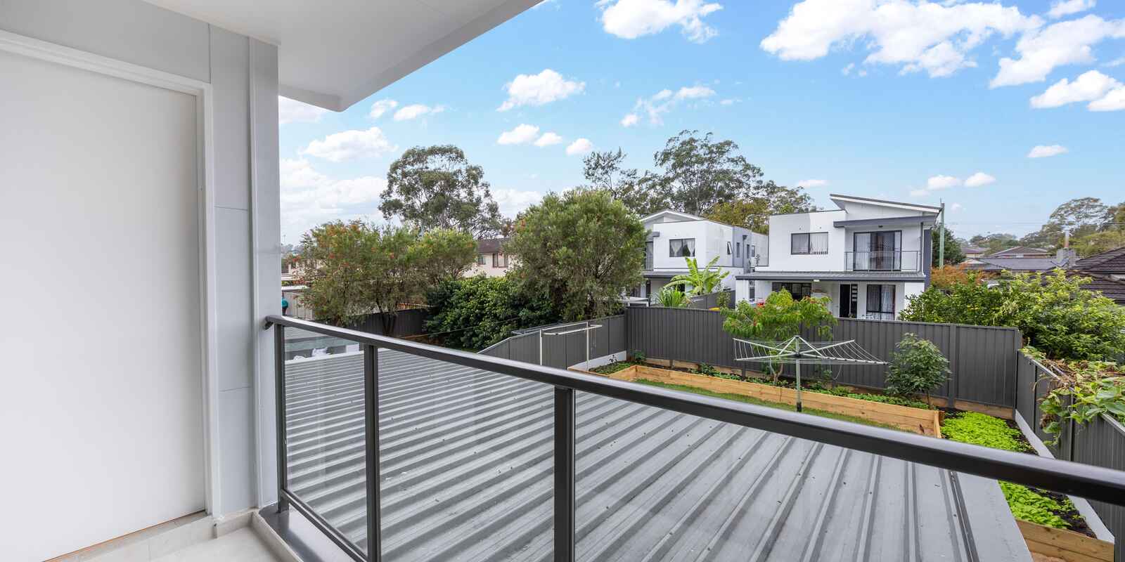 10a Erica Lane Minto 10a Erica Lane Minto