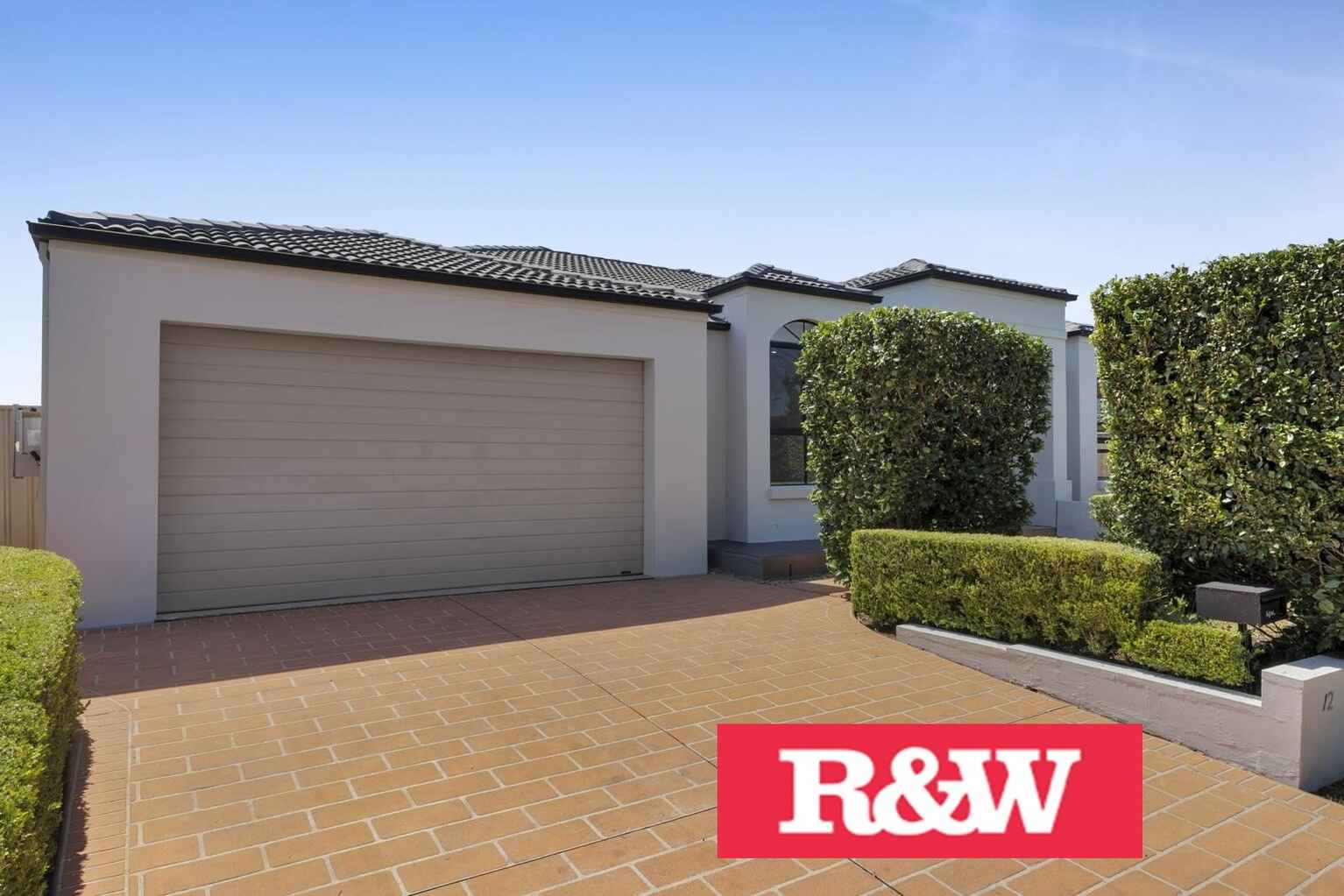 12 Englorie Park Drive Glen Alpine 12 Englorie Park Drive Glen Alpine