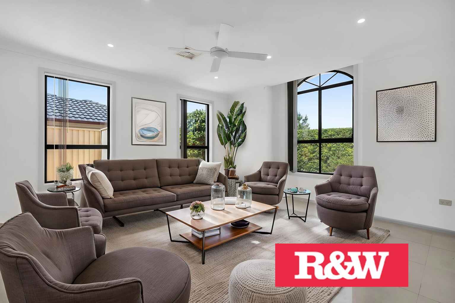 12 Englorie Park Drive Glen Alpine 12 Englorie Park Drive Glen Alpine