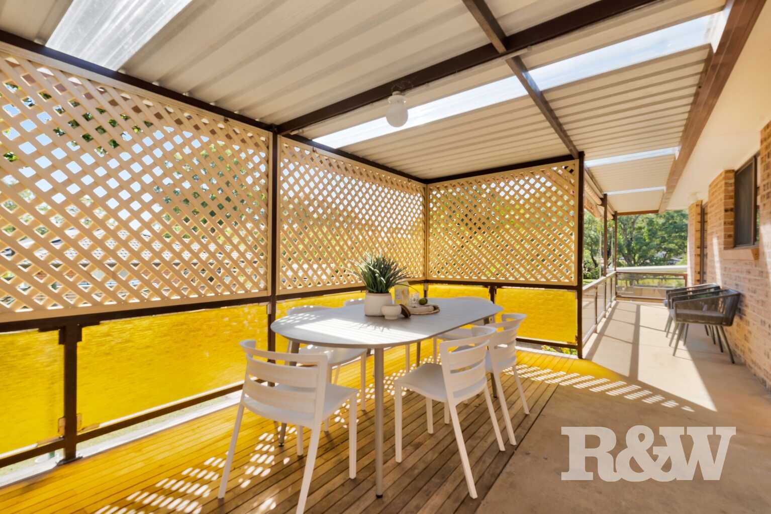 8 Kippara Place Bradbury 8 Kippara Place Bradbury