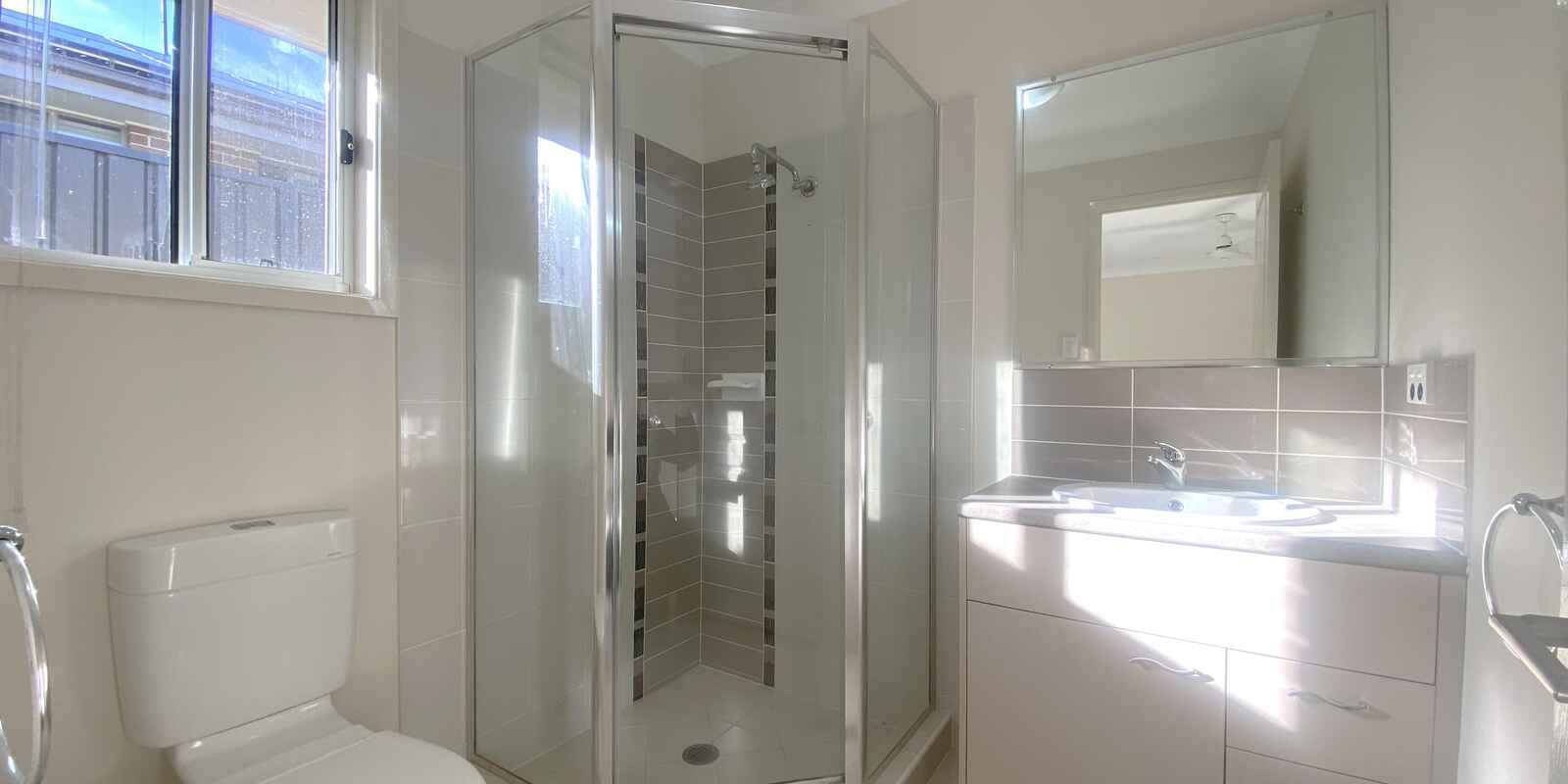 21 Blue View Terrace Glenmore Park 21 Blue View Terrace Glenmore Park