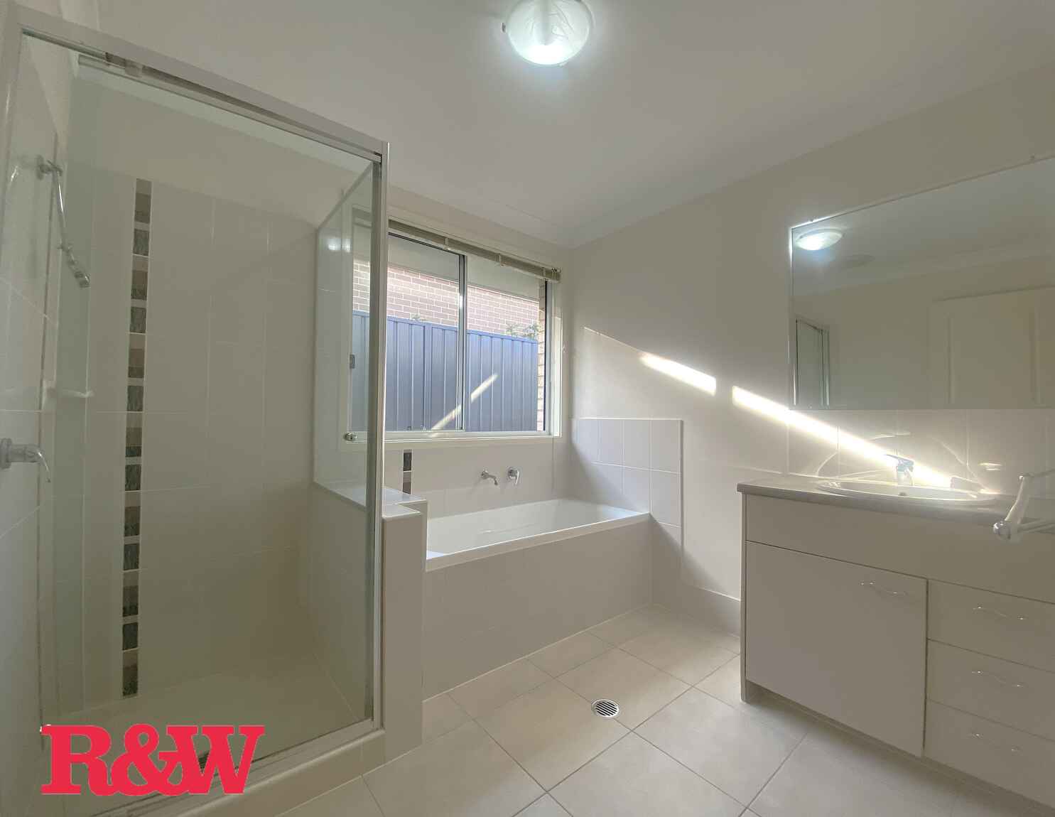 21 Blue View Terrace Glenmore Park 21 Blue View Terrace Glenmore Park