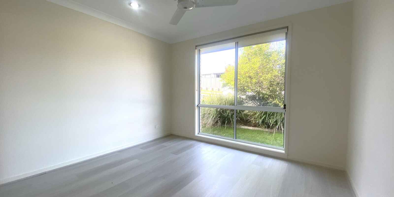 21 Blue View Terrace Glenmore Park 21 Blue View Terrace Glenmore Park